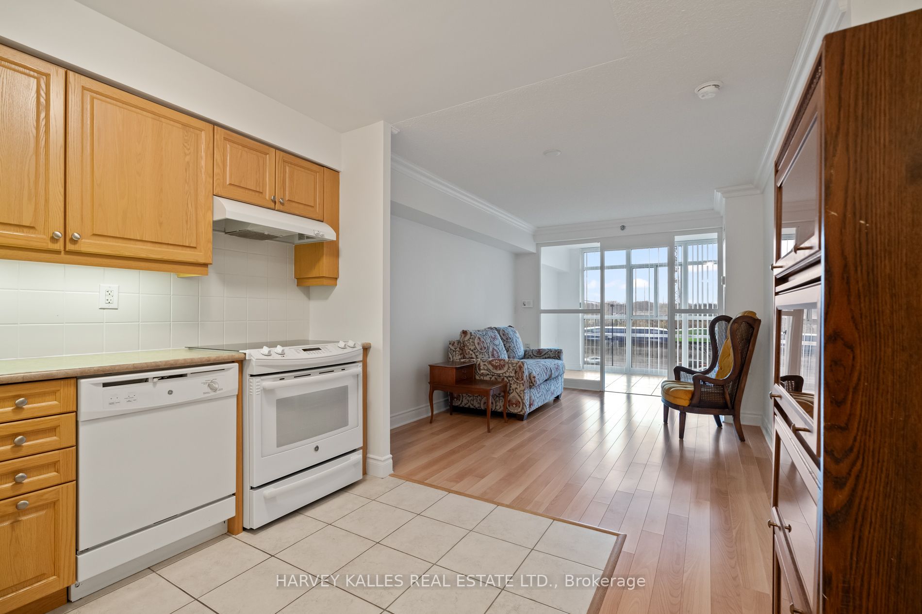 3 Marine Parade Drive, #507