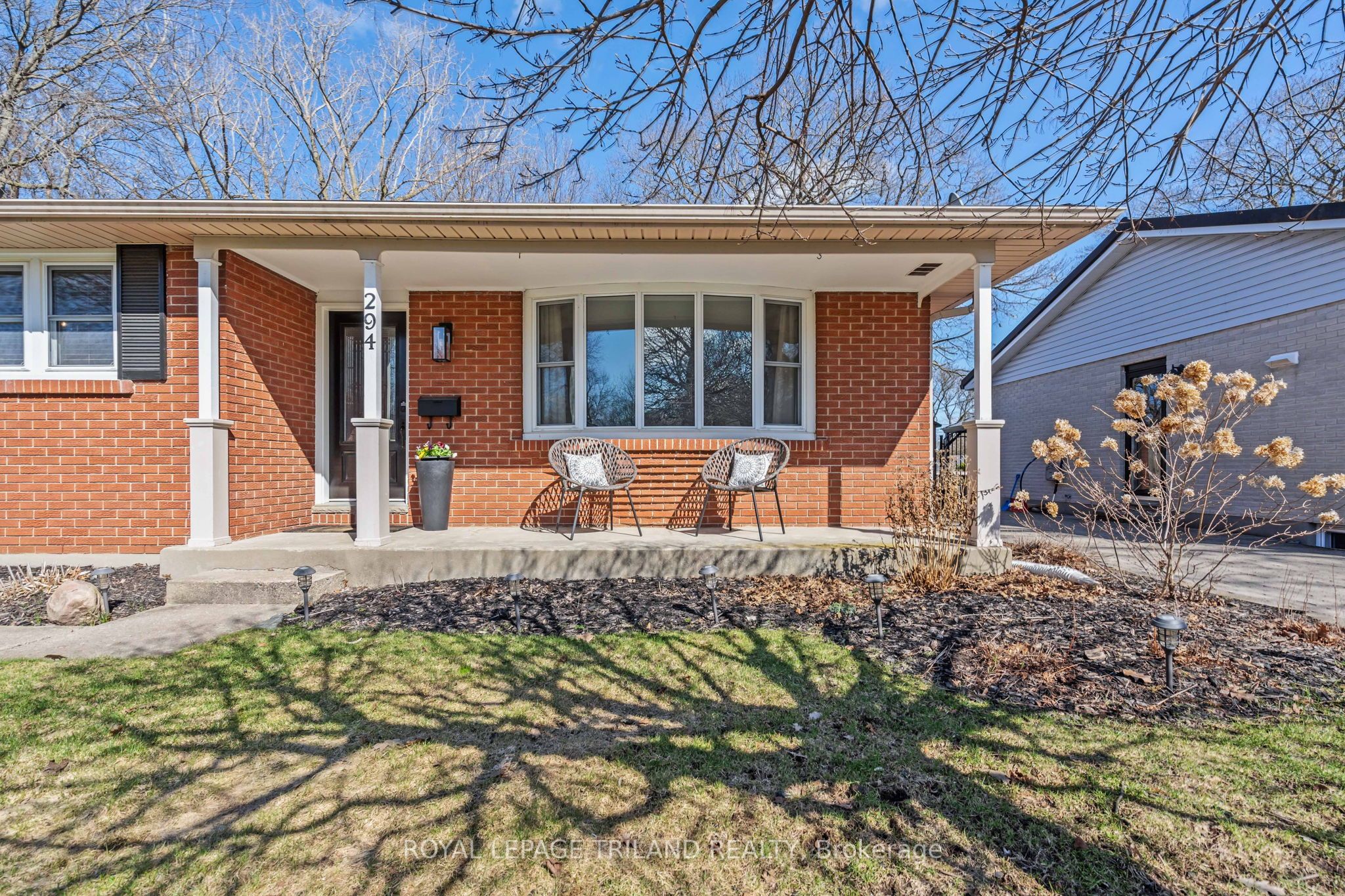 294 Grand View Avenue, London South, ON N6K 2S9