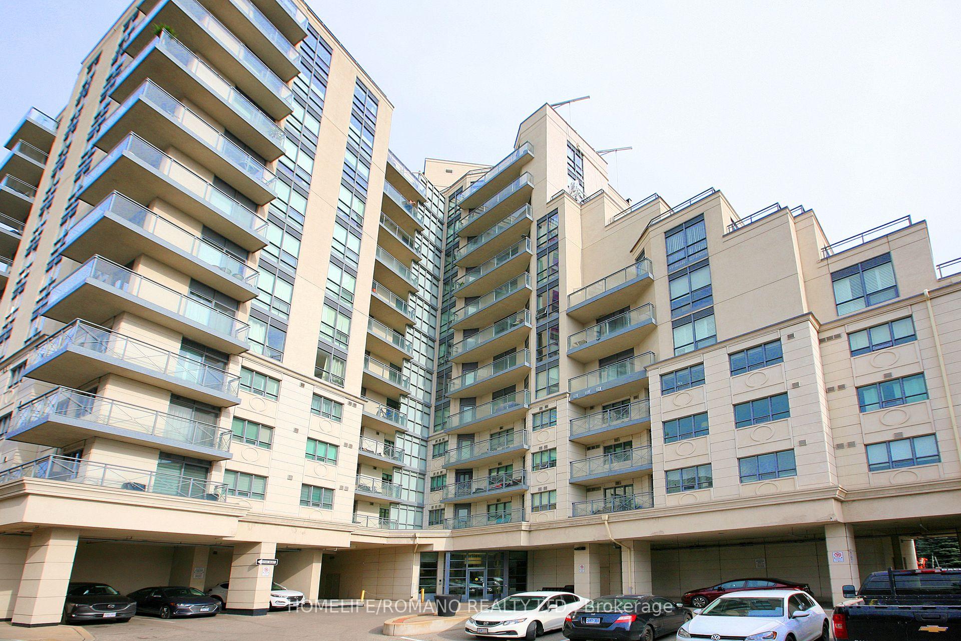 2 Bedrooms Condo at 7730 Kipling, Vaughan For sale