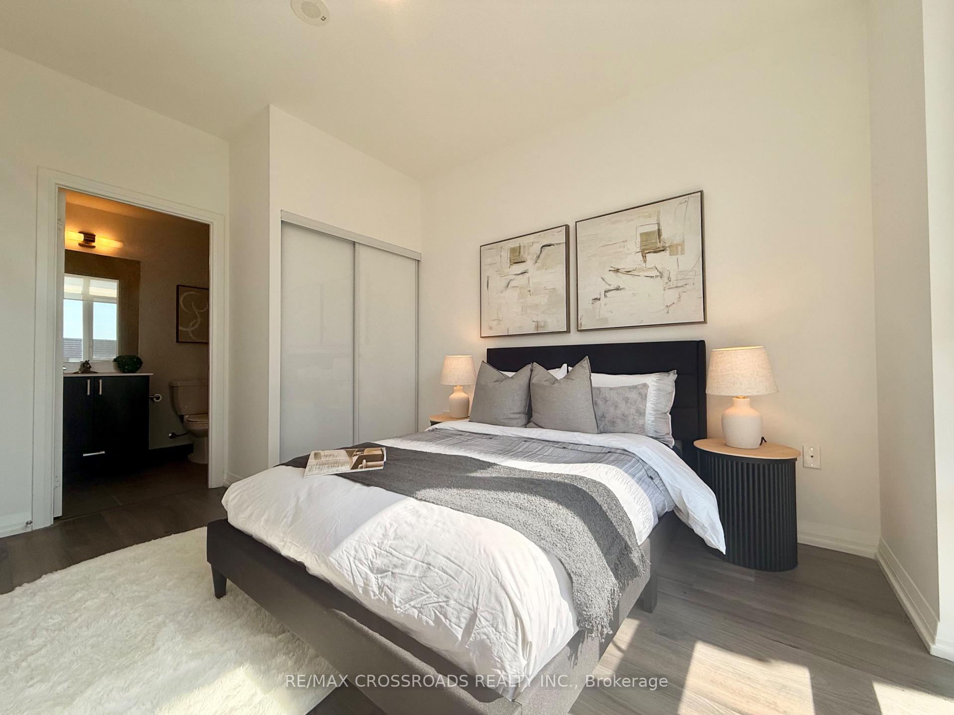 2 Bedrooms Condo at 50 Ann O’Reilly, Toronto For sale