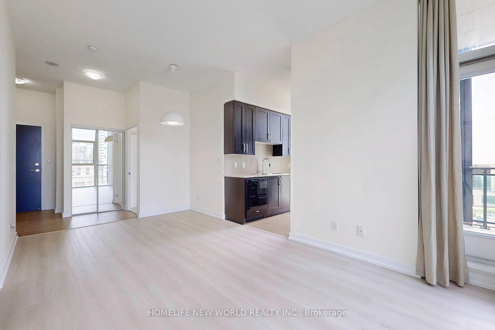 2 Bedrooms Condo at 4070 Confederation, Mississauga For sale