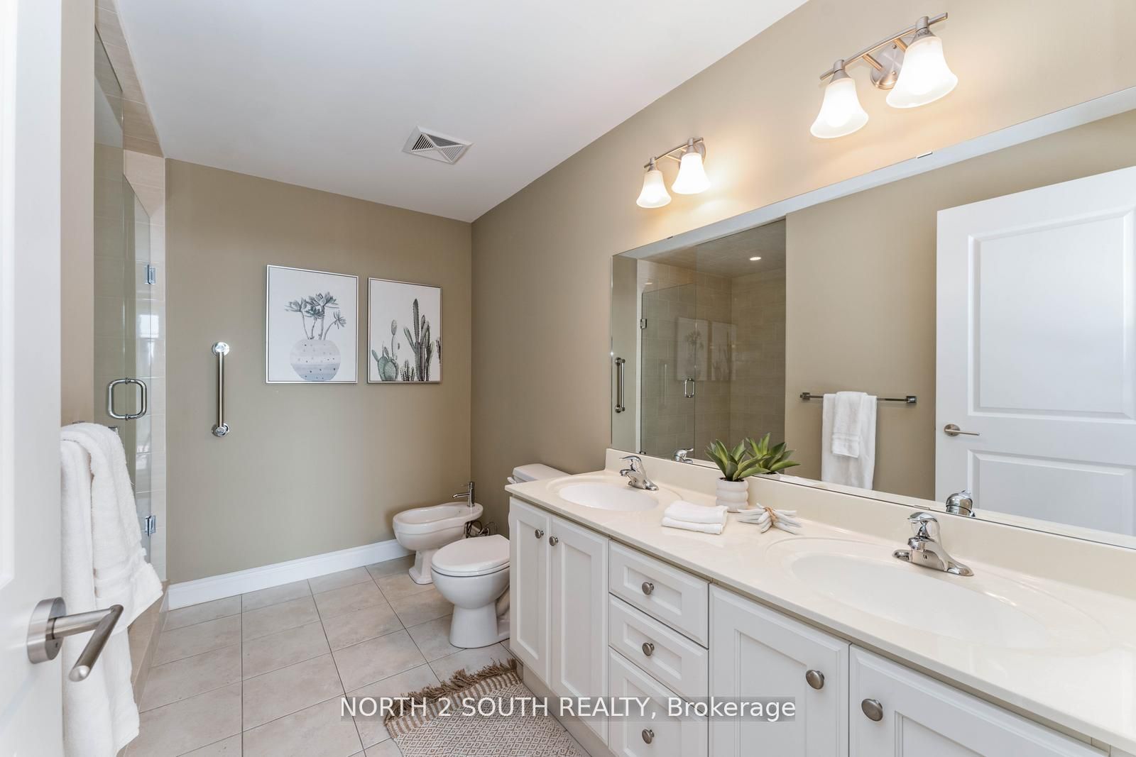 281 Woodbridge Avenue, #521
