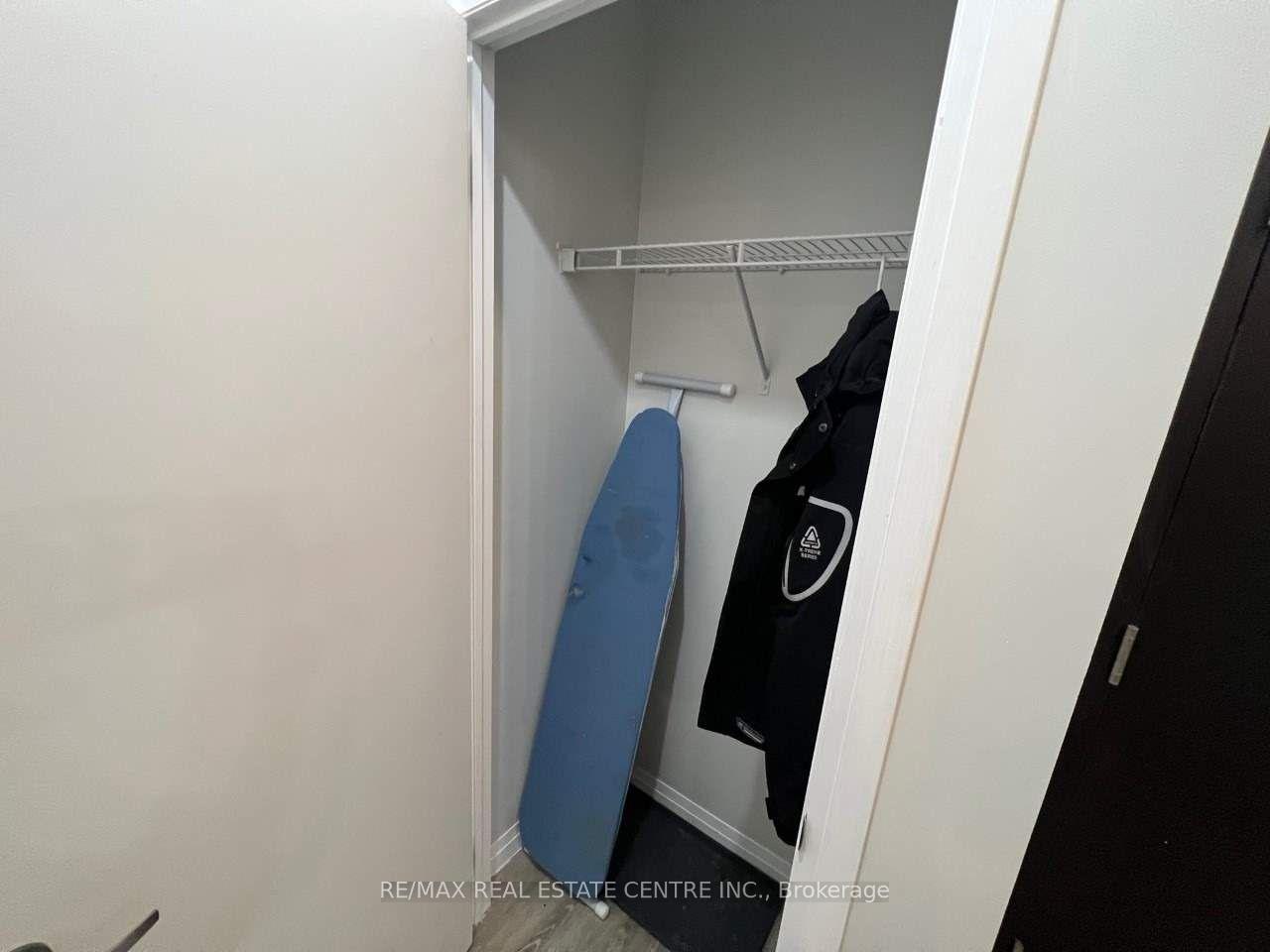 3 Bedrooms Condo at 2150 Lawrence, Toronto For sale