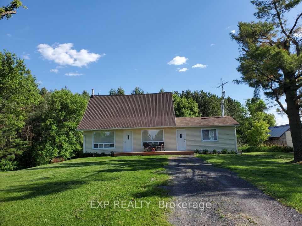 330 Concession 1