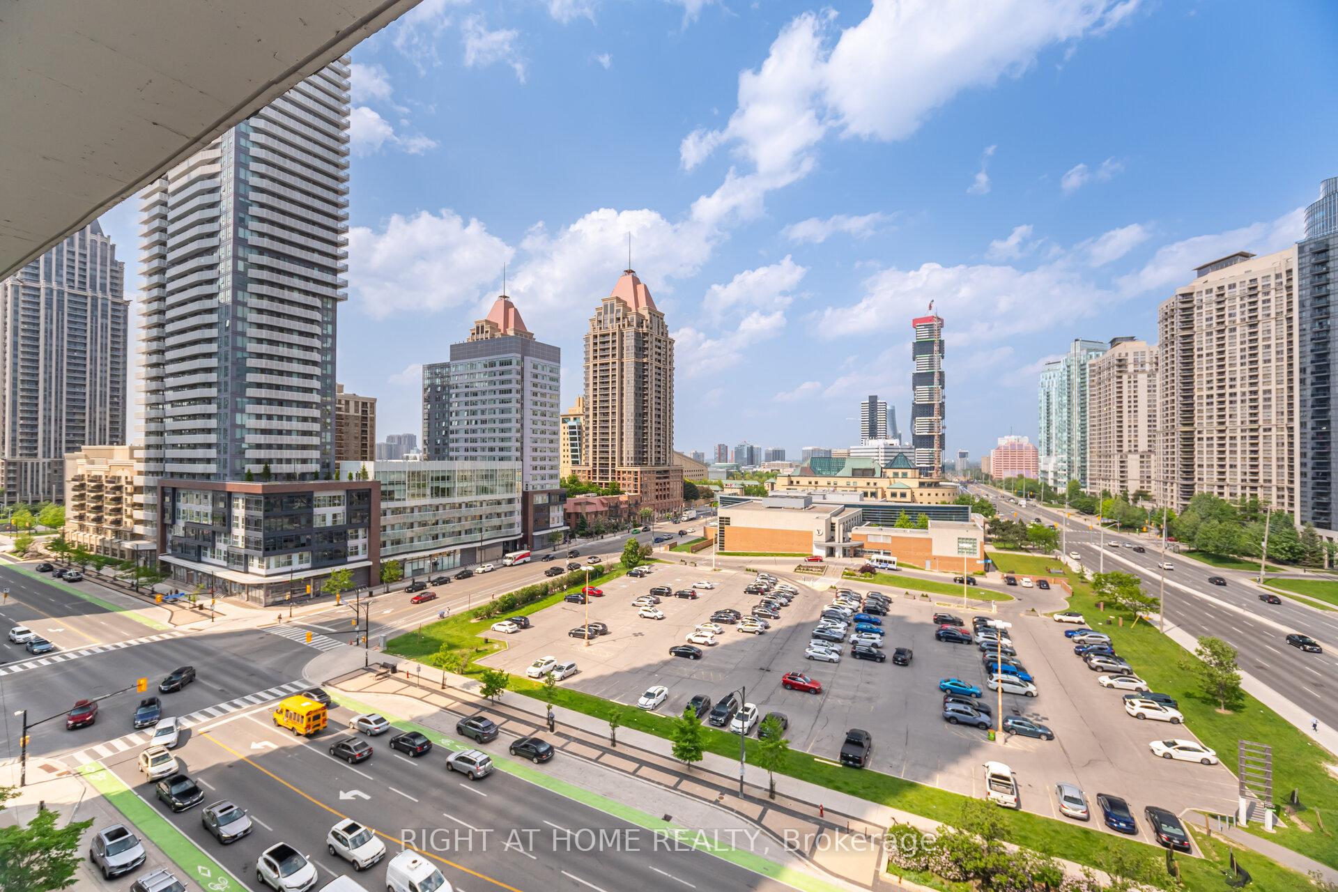 2 Bedrooms Condo at 4011 Brickstone, Mississauga For sale