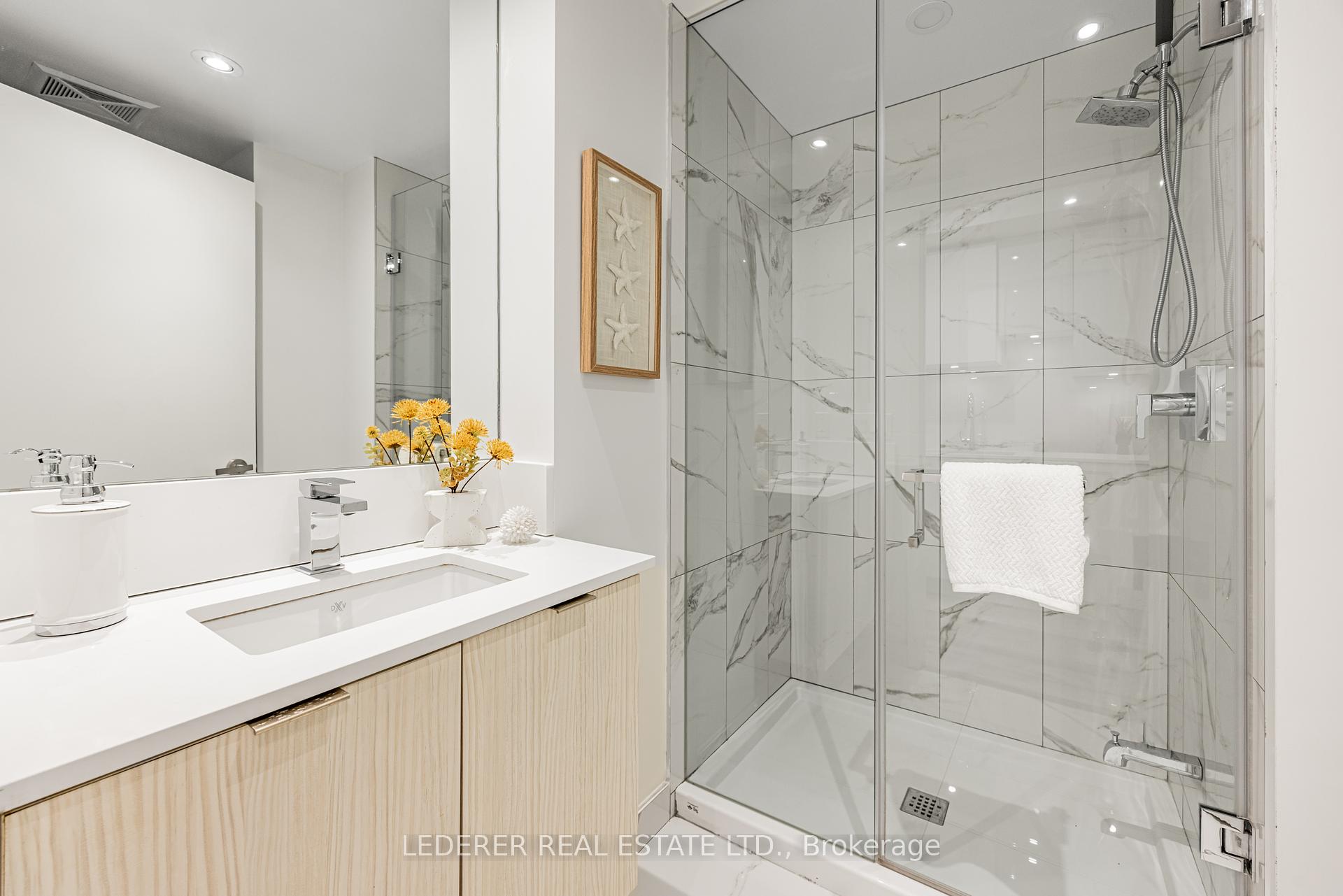 2 Bedrooms Condo at 195 Redpath, Toronto For sale