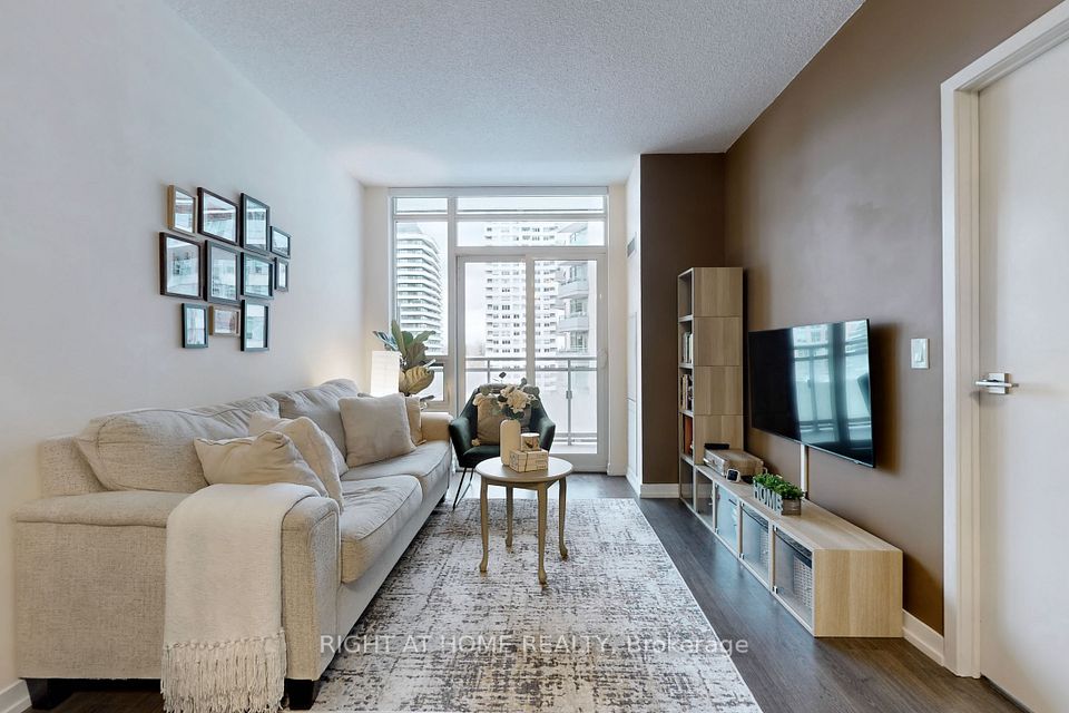 #622 - 98 Lillian Street, Toronto, ON M4S 0A5