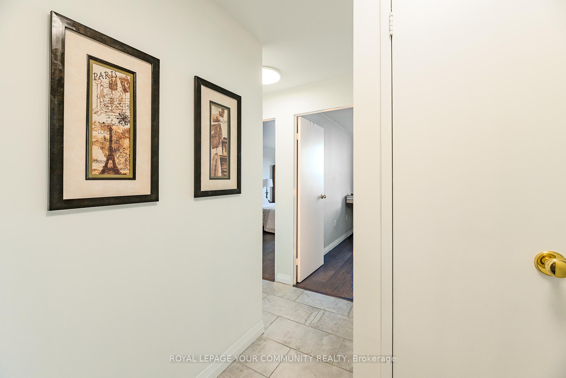 2 Bedrooms Condo at 3845 Lake Shore,  Toronto For sale