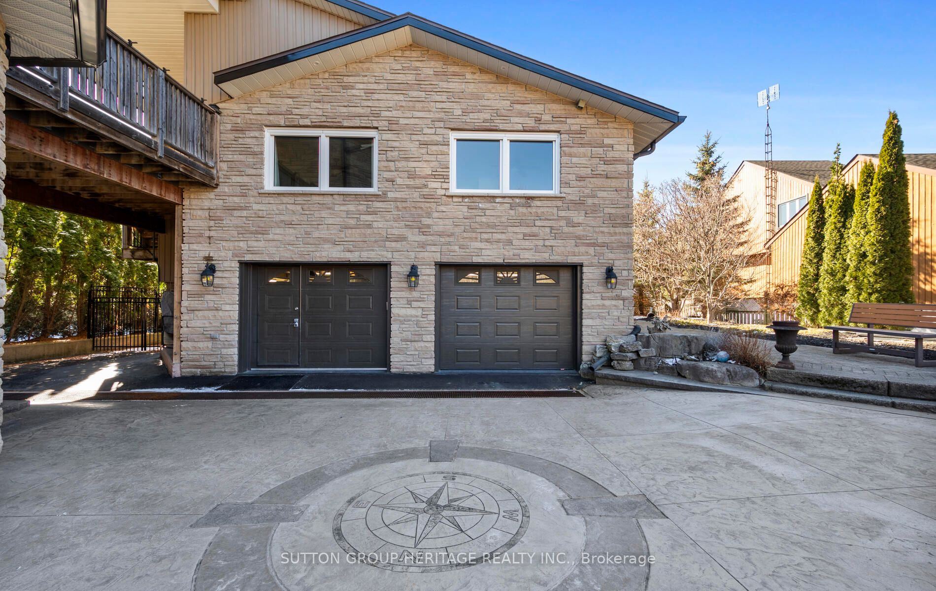 285 Stephenson Point Road, Scugog, ON L9L 1B4