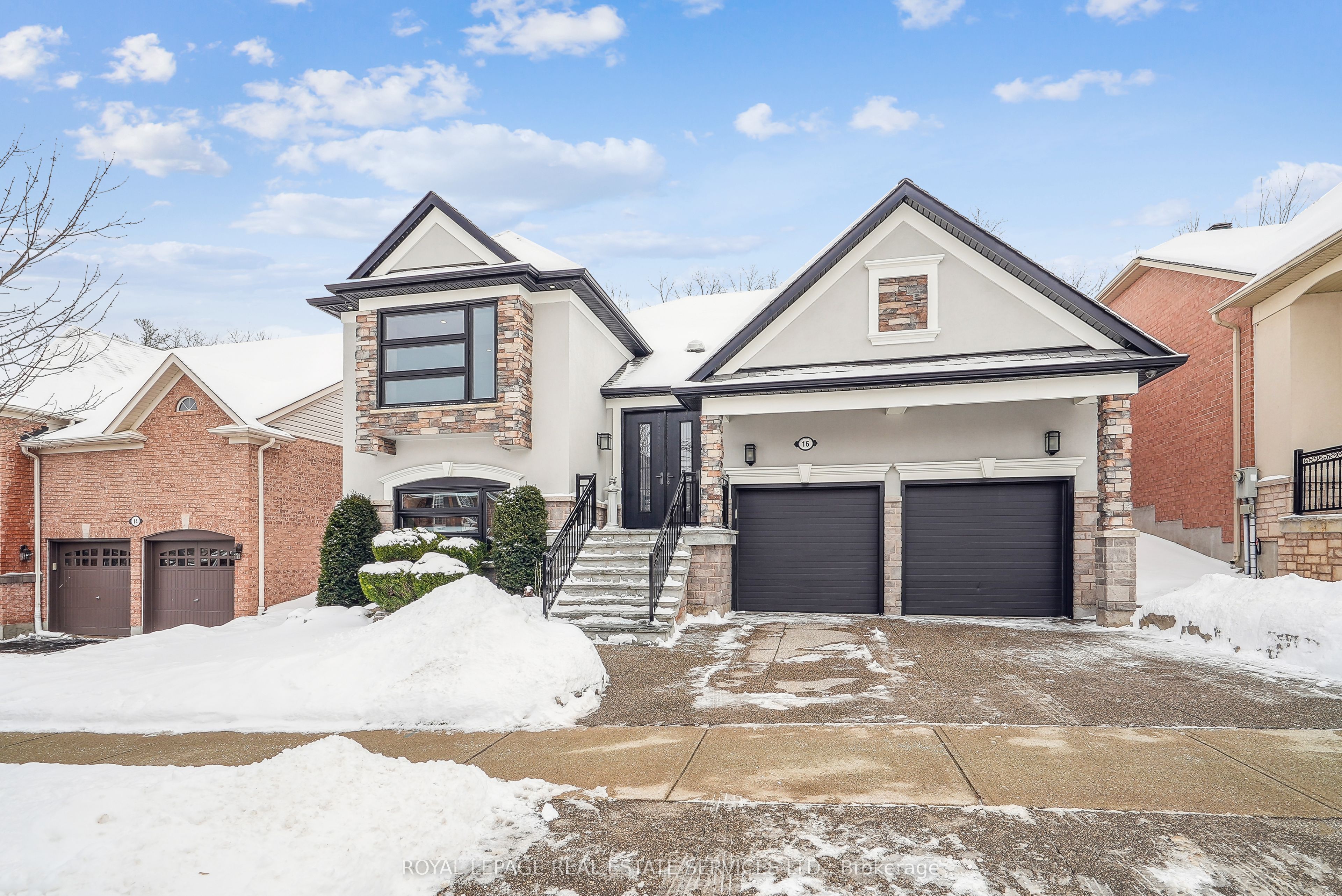 16 Arborglen Drive