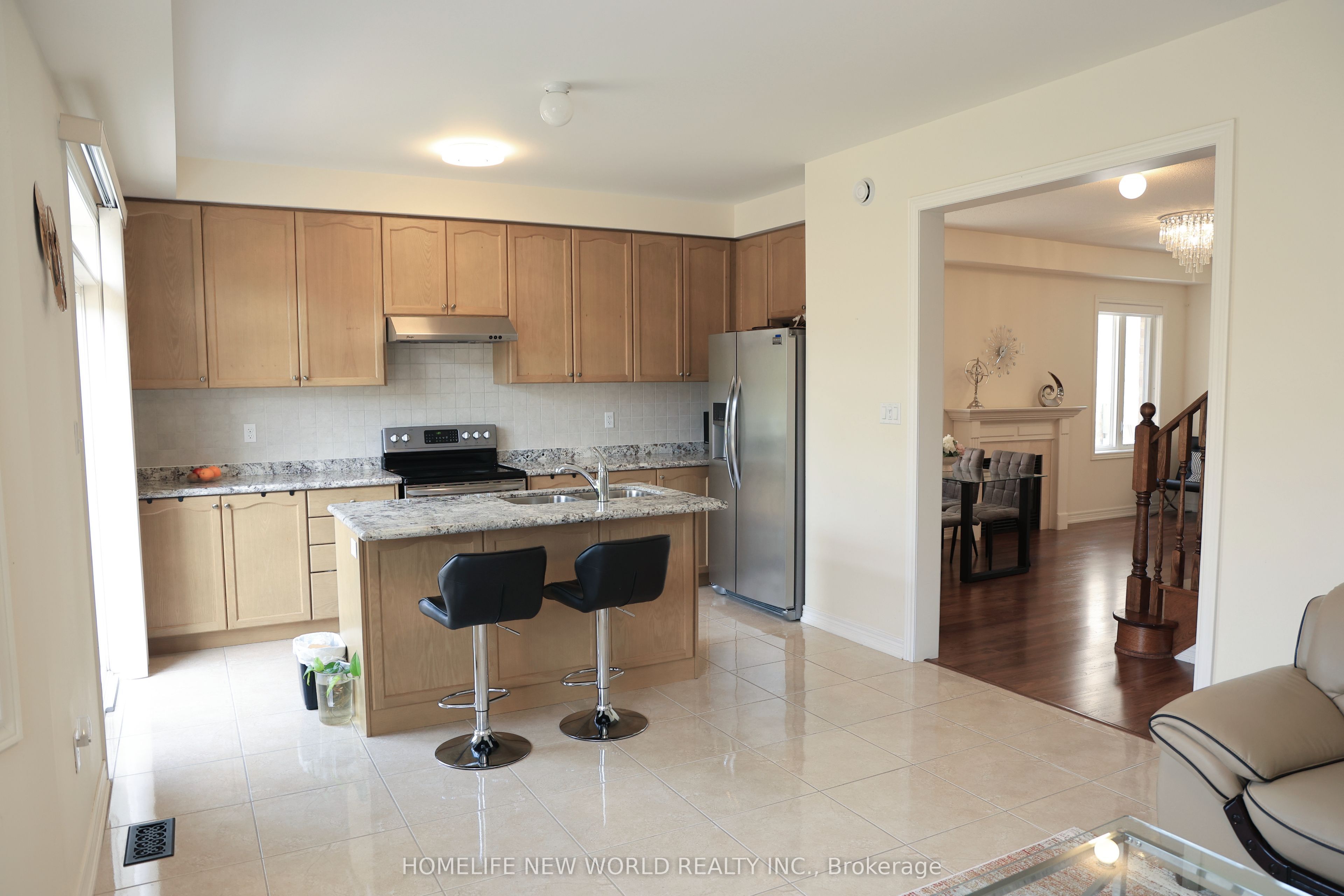 55 Frederick Stamm Crescent