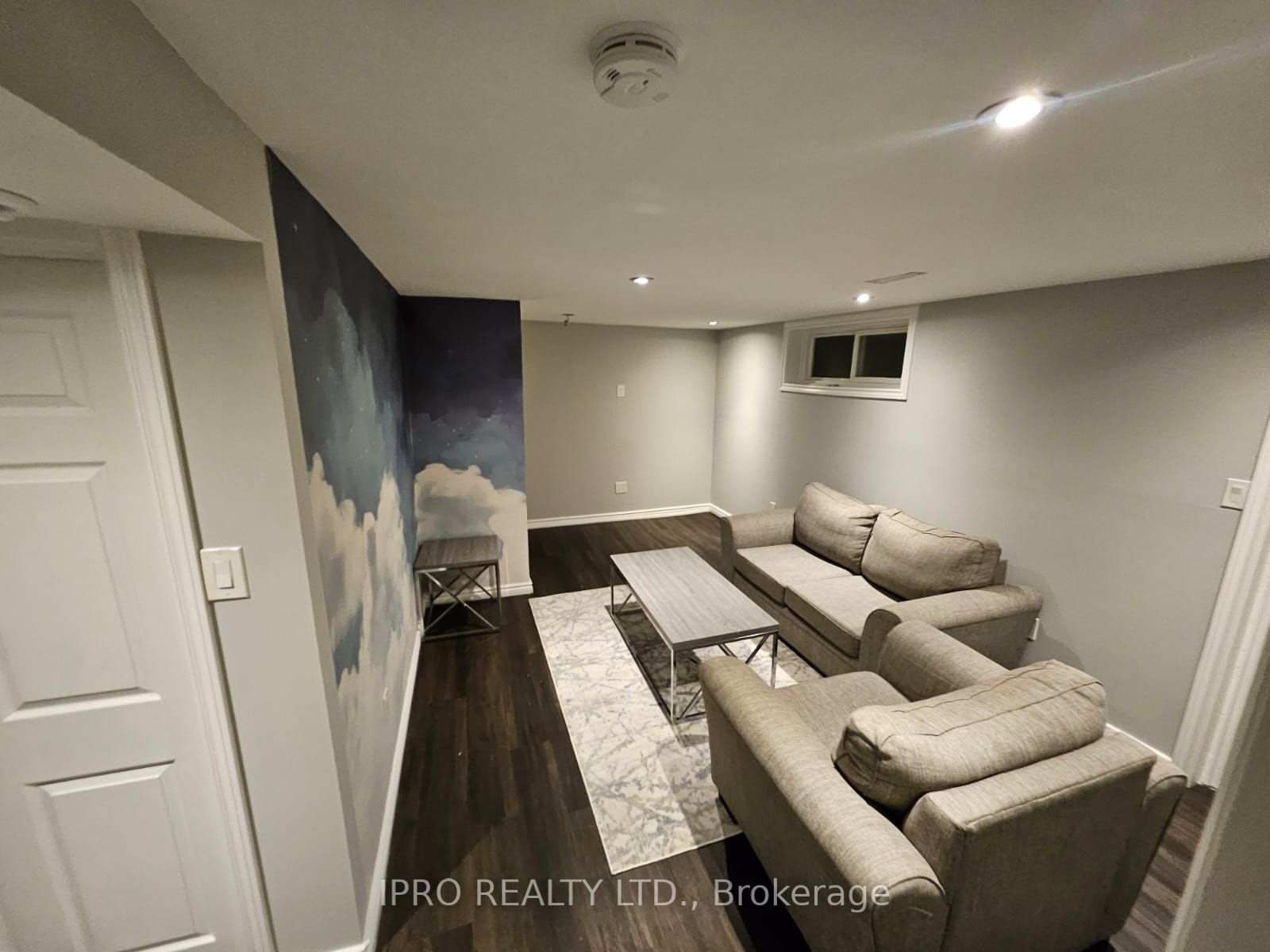 2435 Callum Avenue, #Lower
