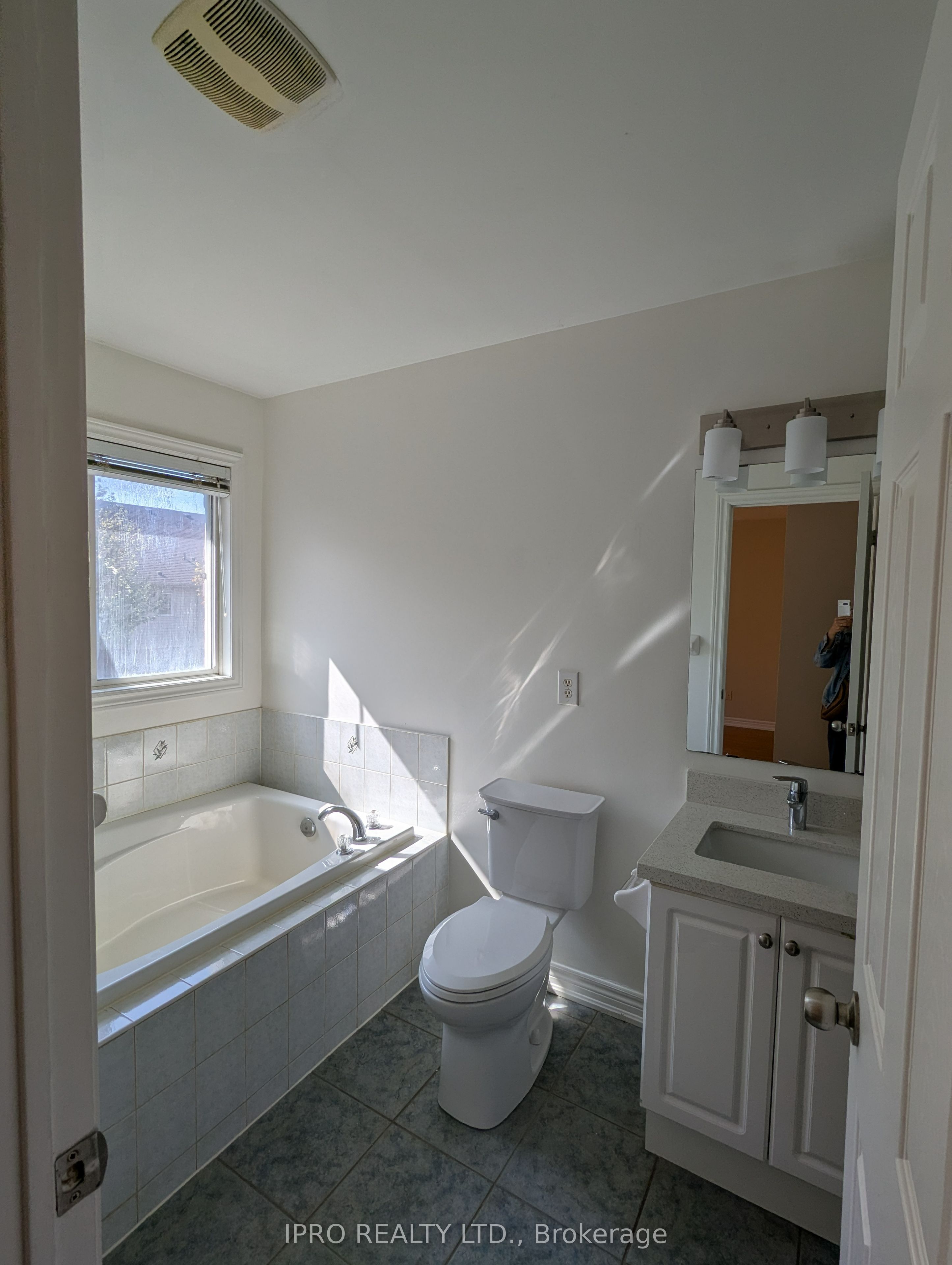 3102 Cabano Crescent