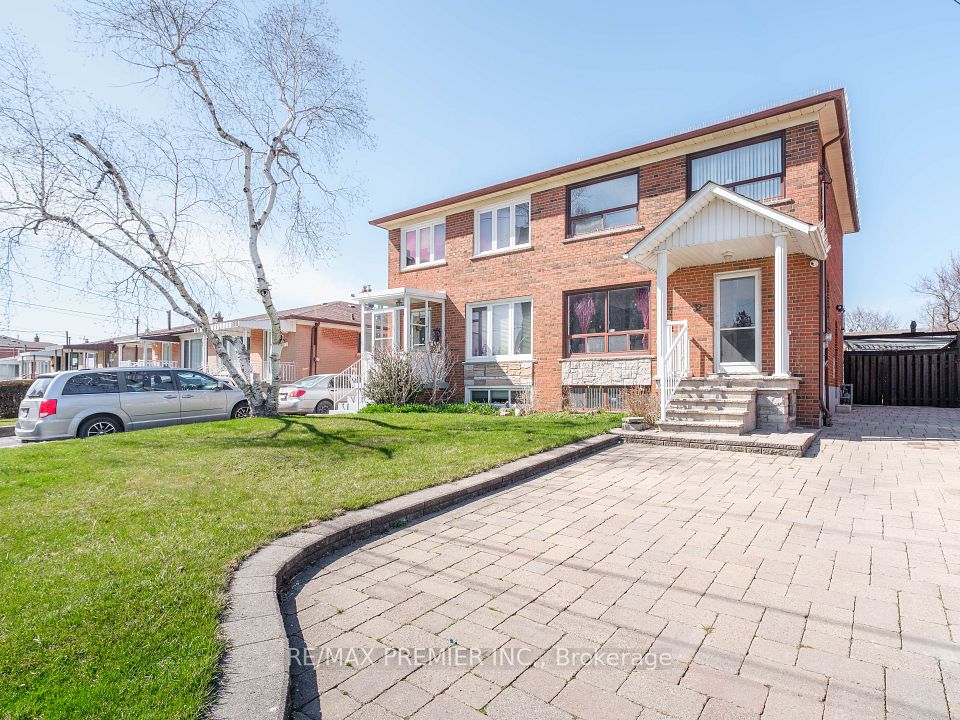 32 Marlington