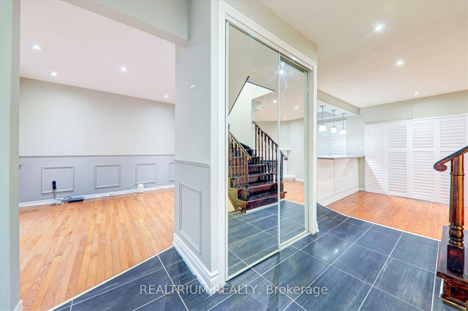 4 Radford Drive