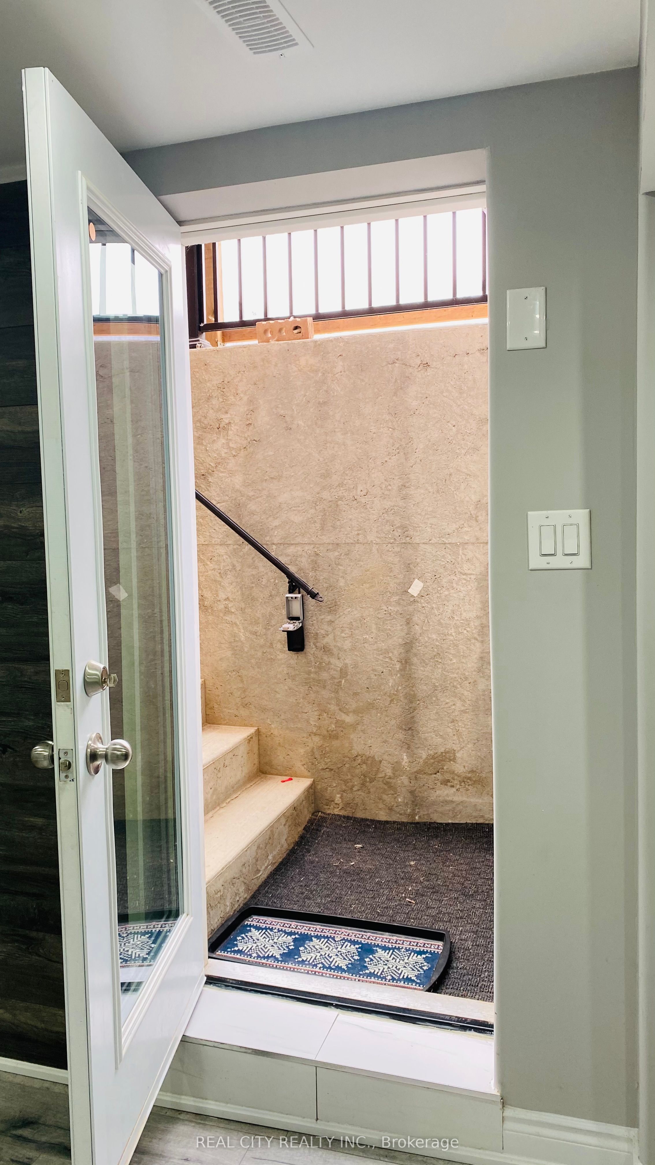 5953 Chorley Basement Place