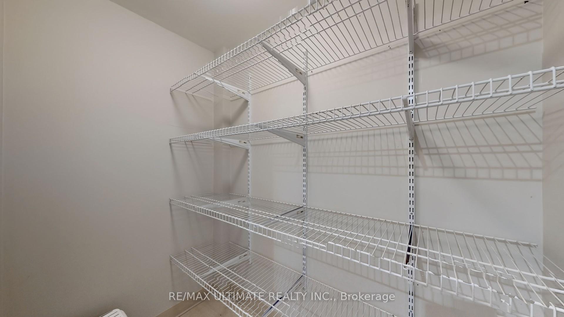 2 Bedrooms Condo at 645 Millwood, Toronto For sale