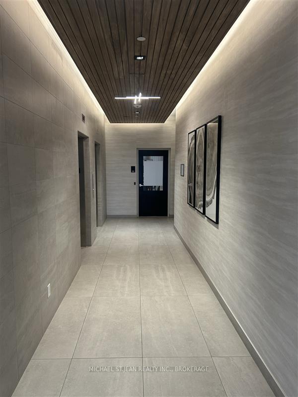 2 Bedrooms Condo at 2750 King,  Hamilton For sale