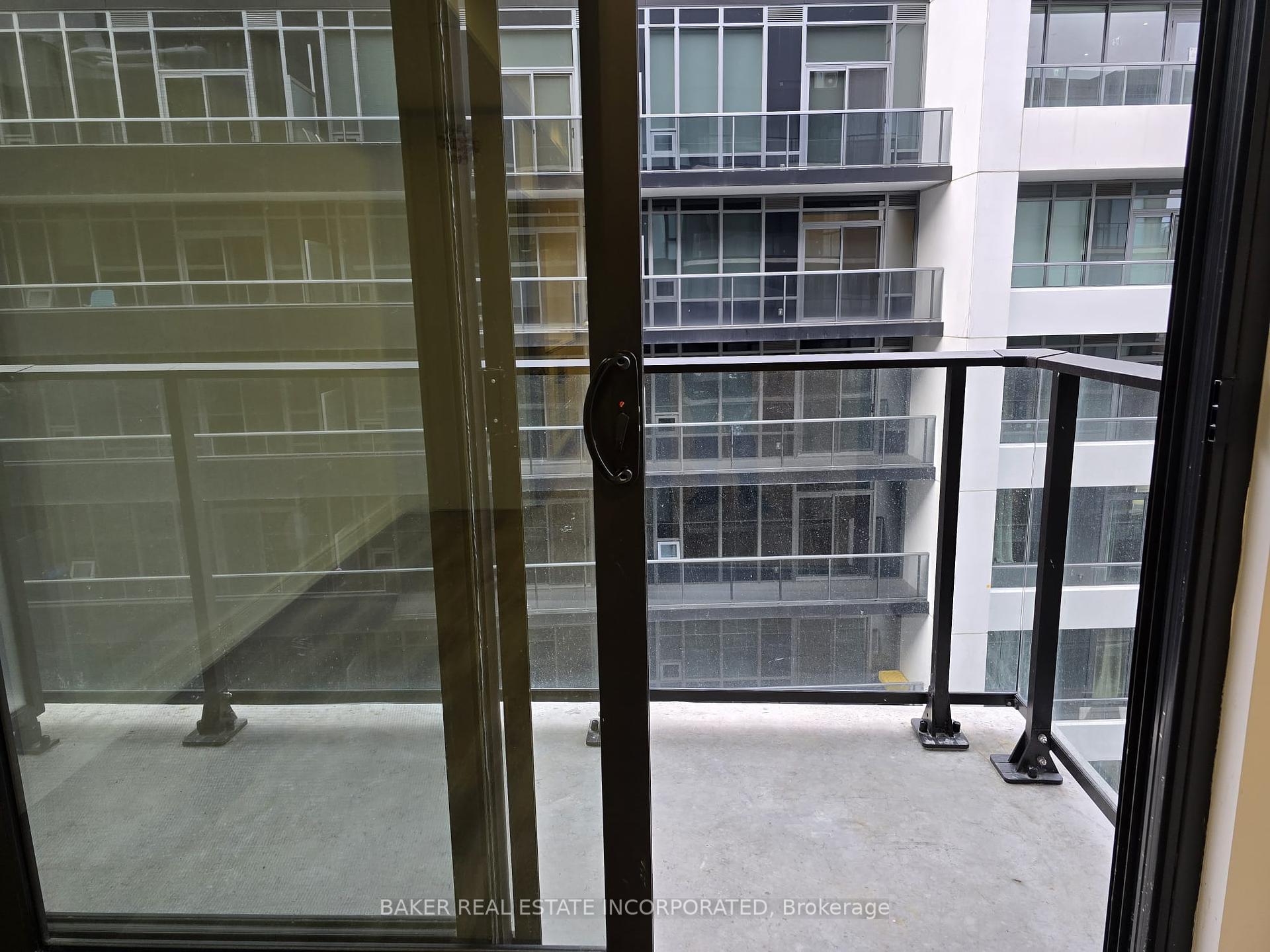 2 Bedrooms Condo at 1 Jarvis, Hamilton For sale