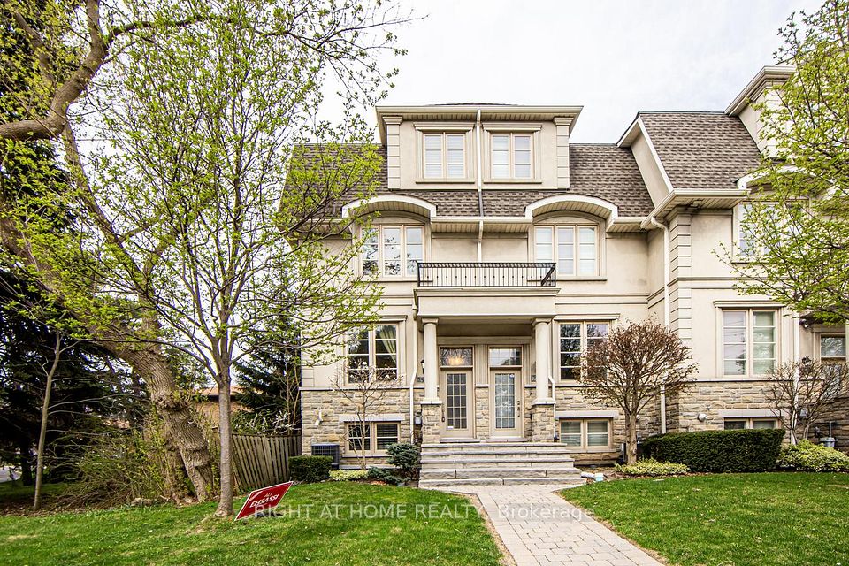 2916 Bayview