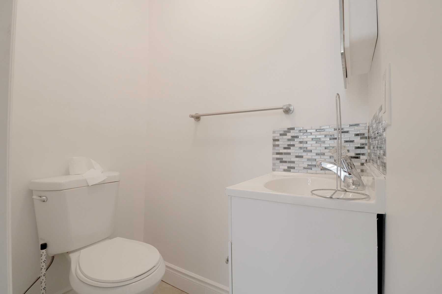 1230 King Street W