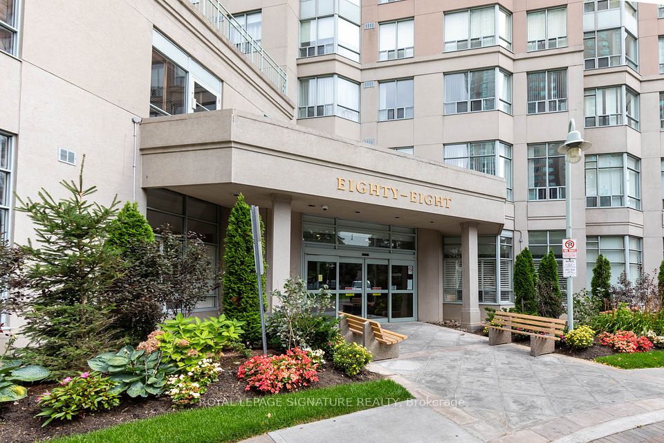 #1001 - 88 Corporate Drive, Toronto, ON M1H 3G6