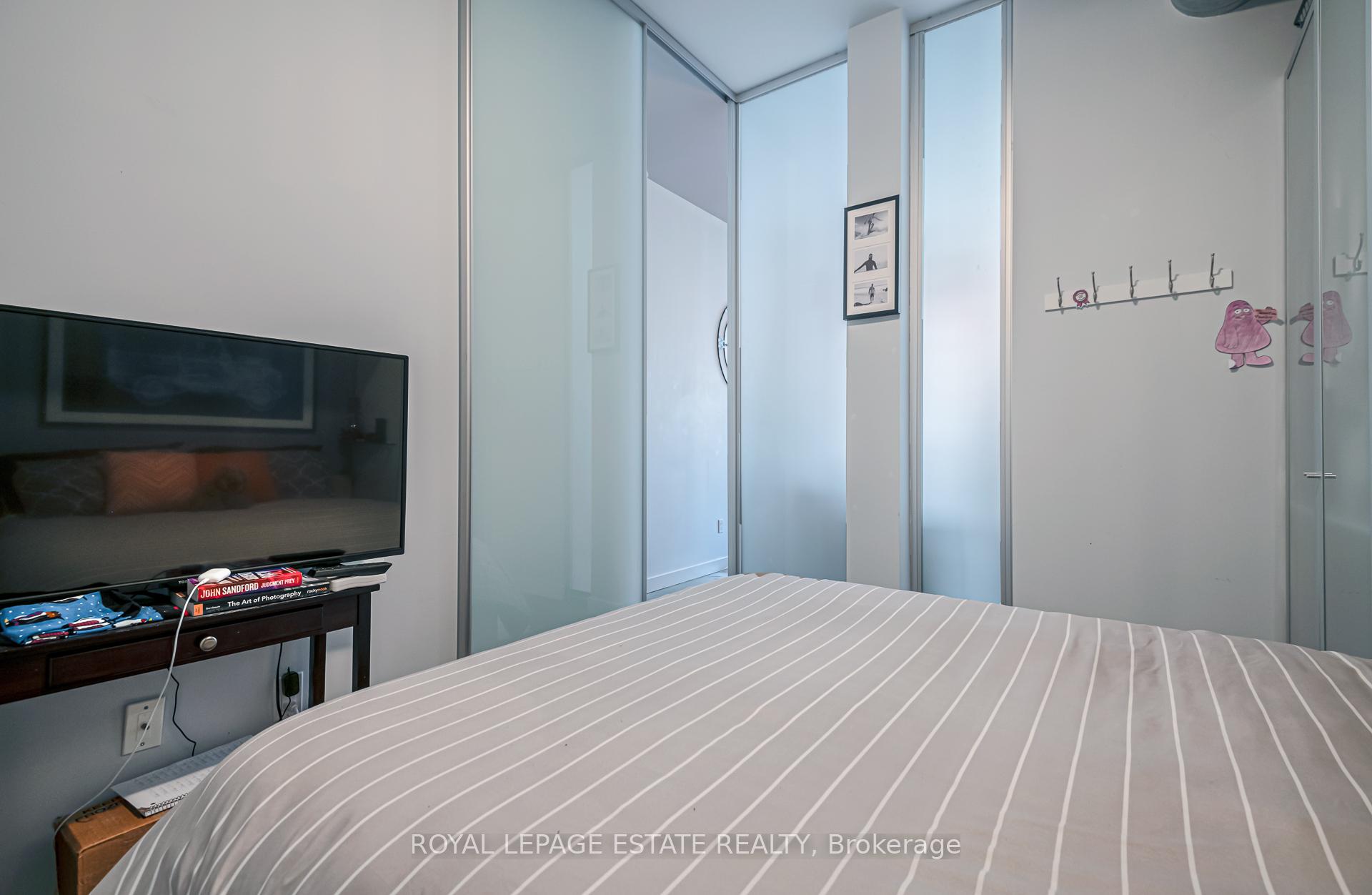 1 Bedroom Condo at 952 Kingston, Toronto For sale