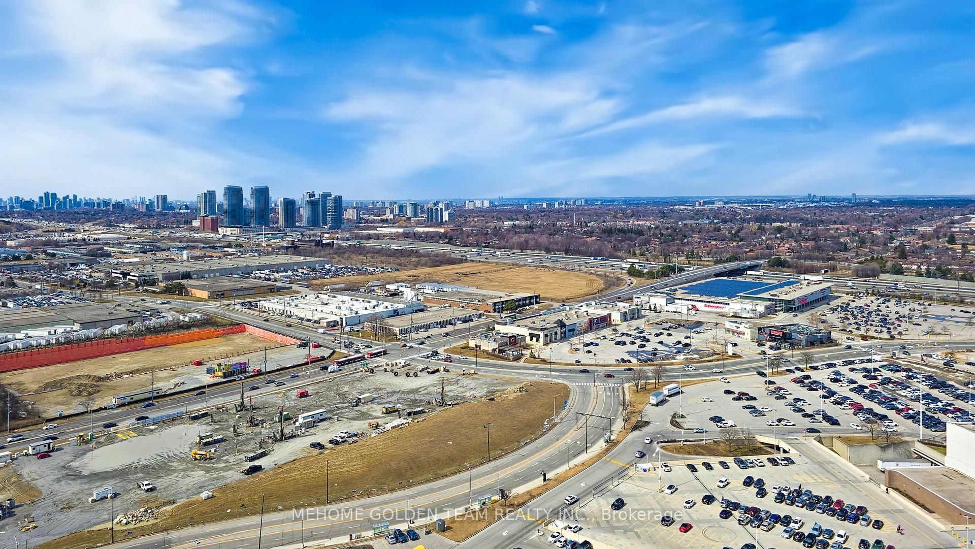 2 Bedrooms Condo at 50 Brian Harrison,  Toronto For sale