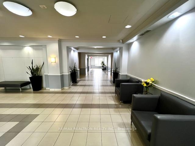 2 Bedrooms Condo at 3650 Kingston, Toronto For sale