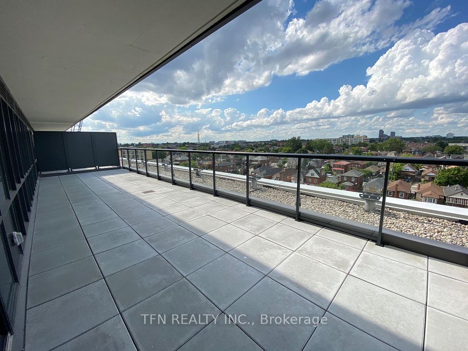 1603 Eglinton