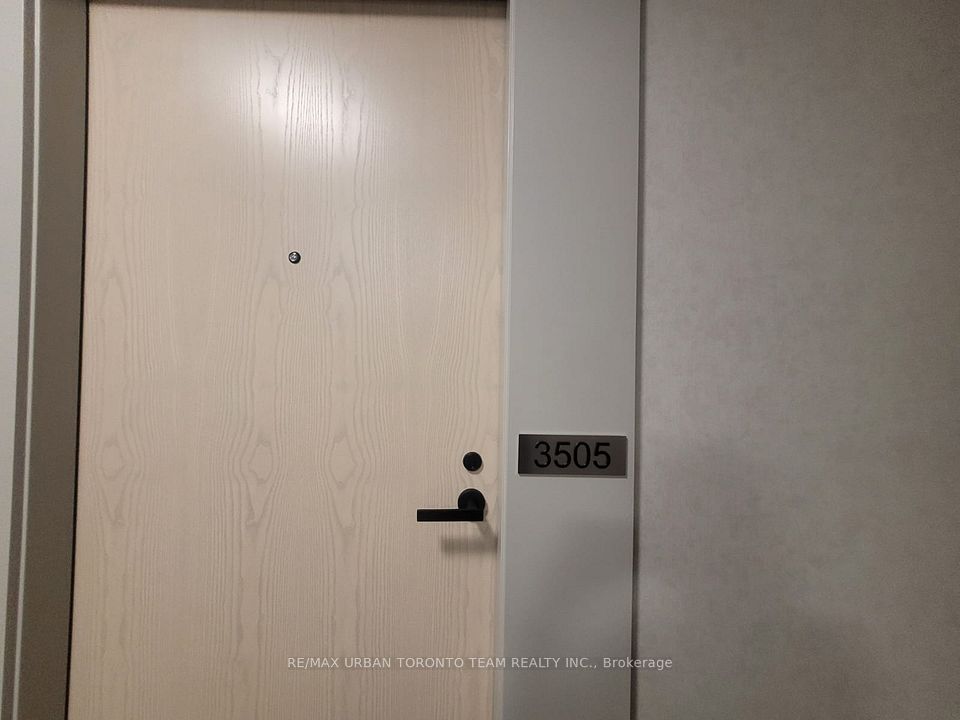 https://trreb-image.ampre.ca/aYiT_rpoZ3oxnhA4iJLDHUxBQsMPn20M8o4b07771vk/rs:fit:960:960/wm:.5:so:0:50:.4/wmsh:10/wmt:PHNwYW4gZm9yZWdyb3VuZD0nd2hpdGUnIGZvbnQ9JzY4Jz5SRS9NQVggVVJCQU4gVE9ST05UTyBURUFNIFJFQUxUWSBJTkMuLCBCcm9rZXJhZ2U8L3NwYW4-/L3RycmViL2xpc3RpbmdzLzQwLzg5Lzk2LzIyL3AvZmJiNzljZTktYTc3OS00MTVjLWJjMmEtMWFjMWQyOGI0MzYzLmpwZWc.jpg