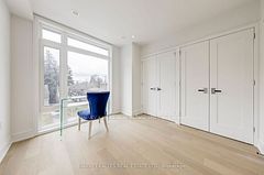 36A Churchill Avenue W