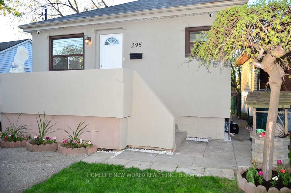 295 Fennell