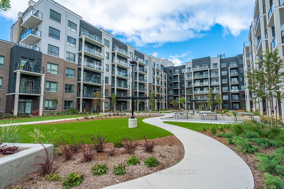 5055 Greenlane
