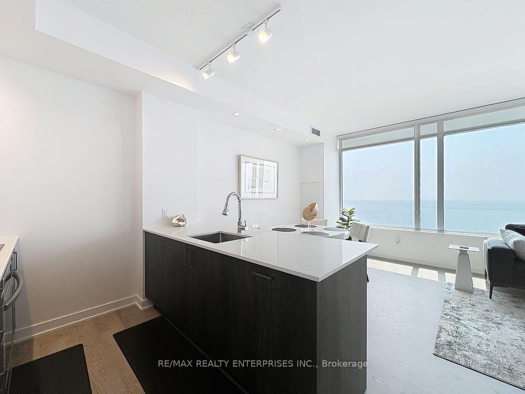 2 Bedrooms Condo at 1928 Lake Shore, Toronto For sale