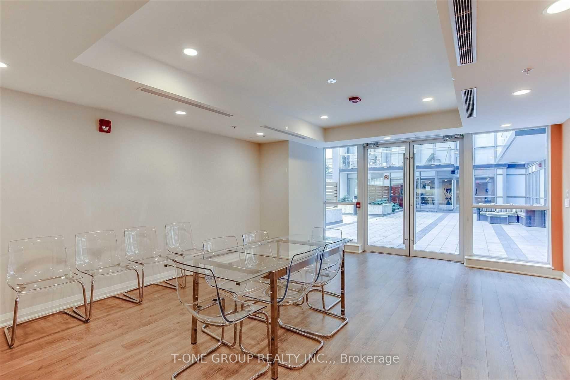 1 Bedroom Condo at 15 James Finlay, Toronto For sale