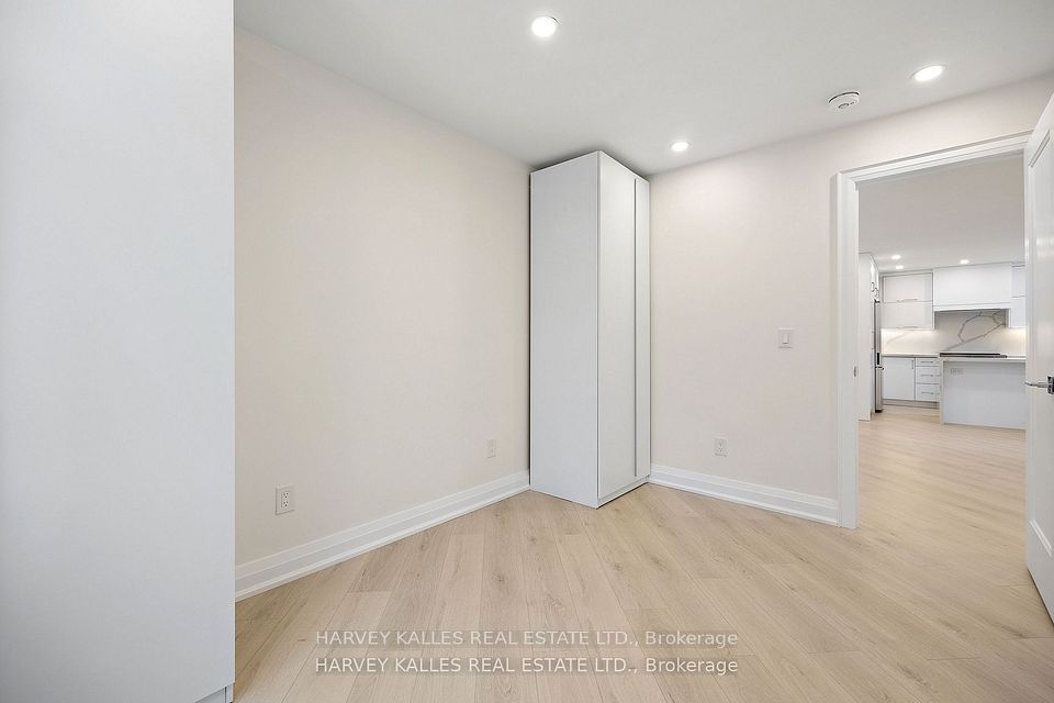 1006 Eglinton Avenue W Unit 2