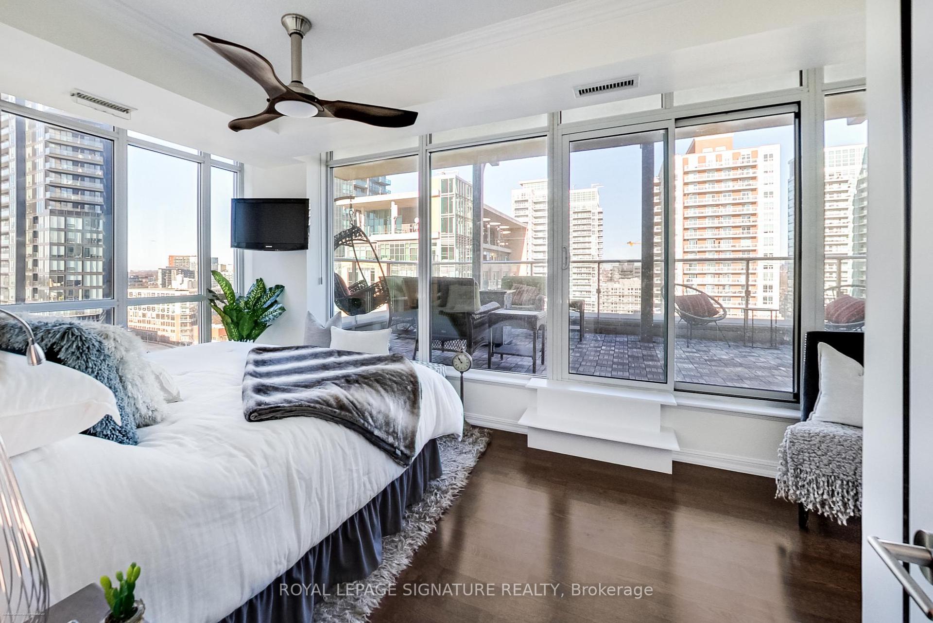 3 Bedrooms Condo at 75 East Liberty, Toronto For sale