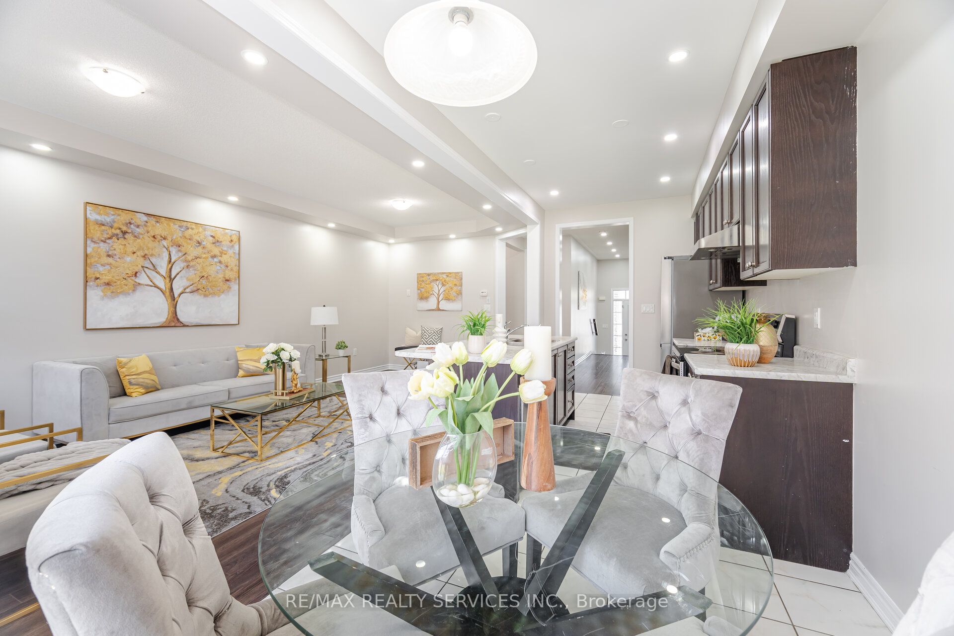 27 Phyllis Drive