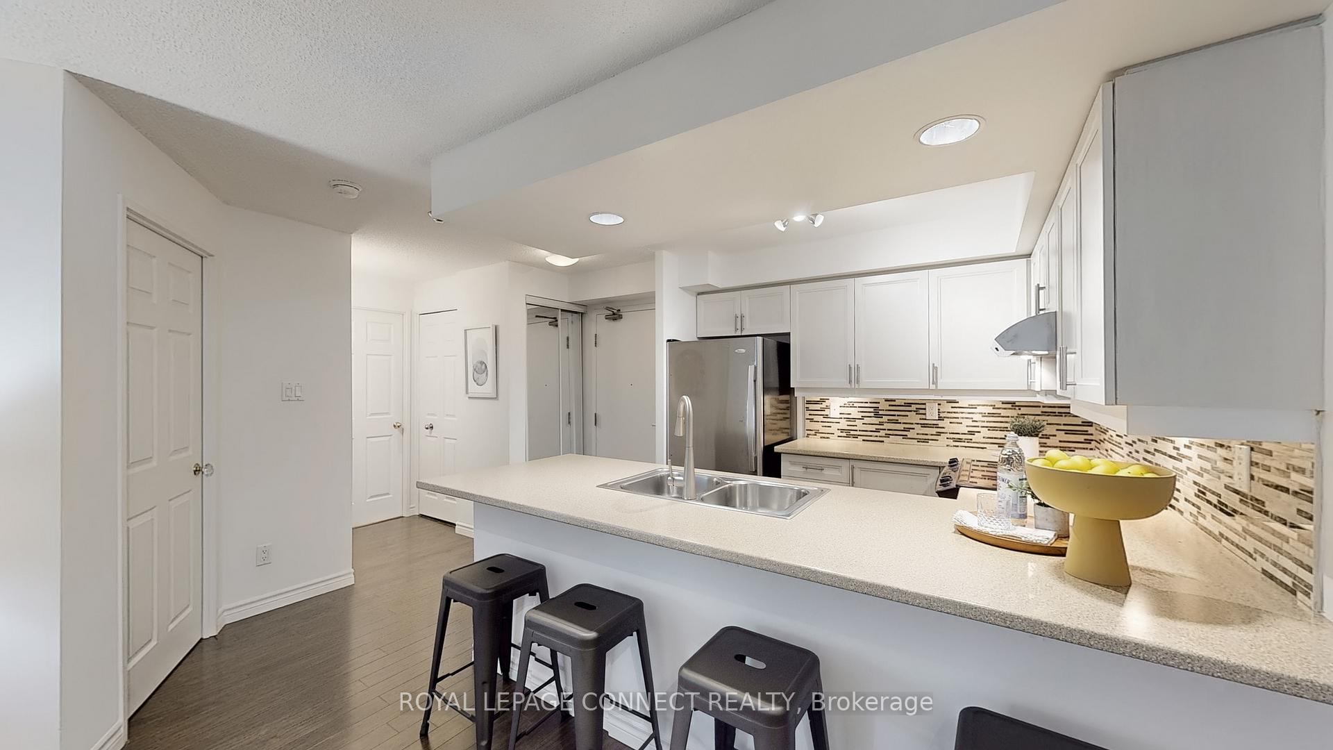 1 Bedroom Condo at 801 King, Toronto For sale