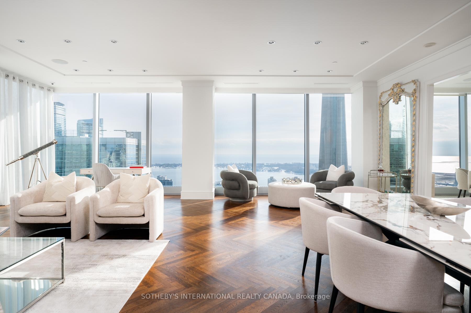 2 Bedrooms Condo at 183 Wellington, Toronto For sale