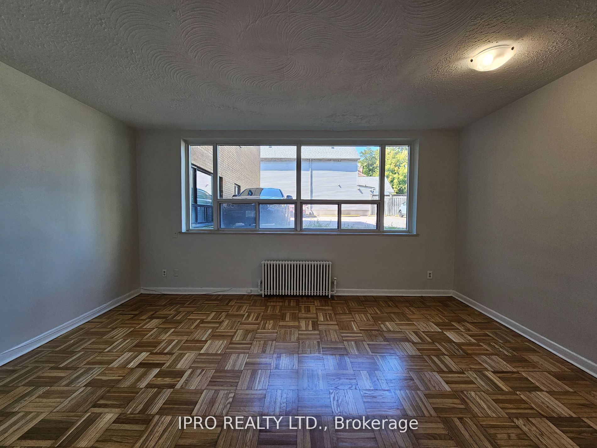 20 Cosburn Avenue, #101