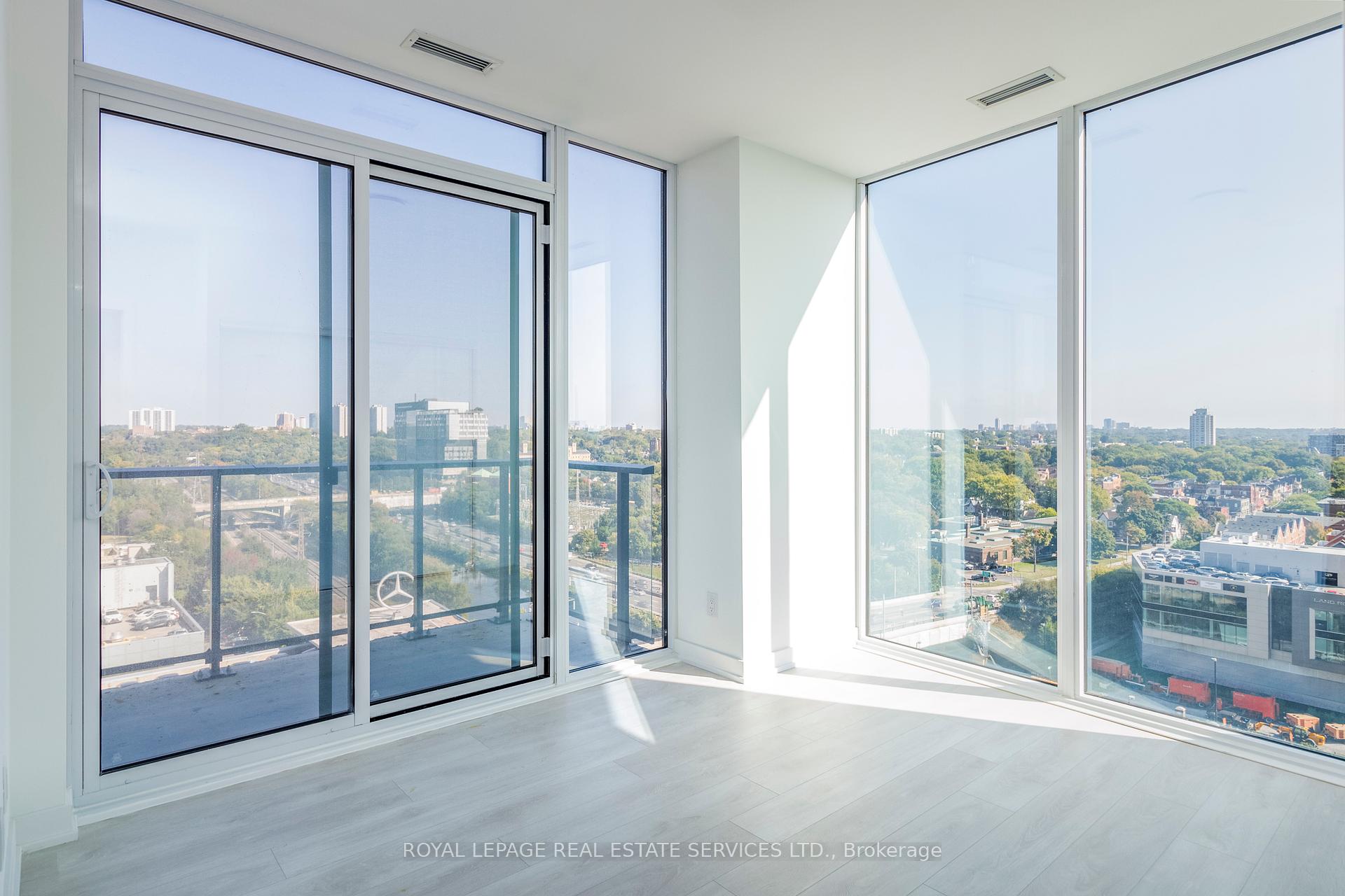 2 Bedrooms Condo at 5 Defries, Toronto For sale