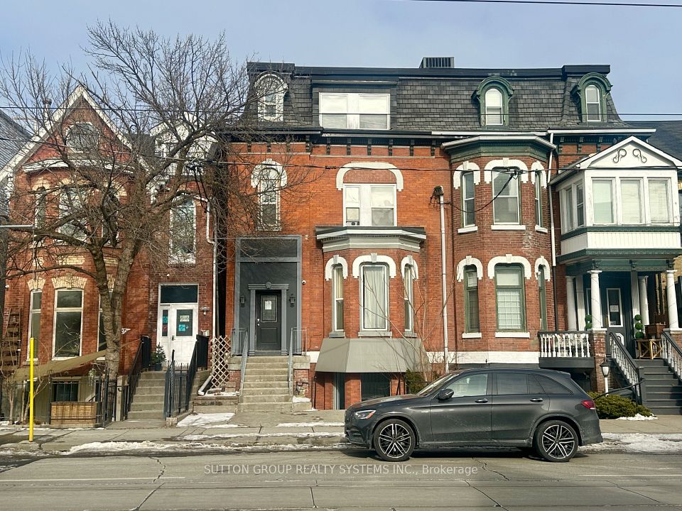 210 Carlton Street