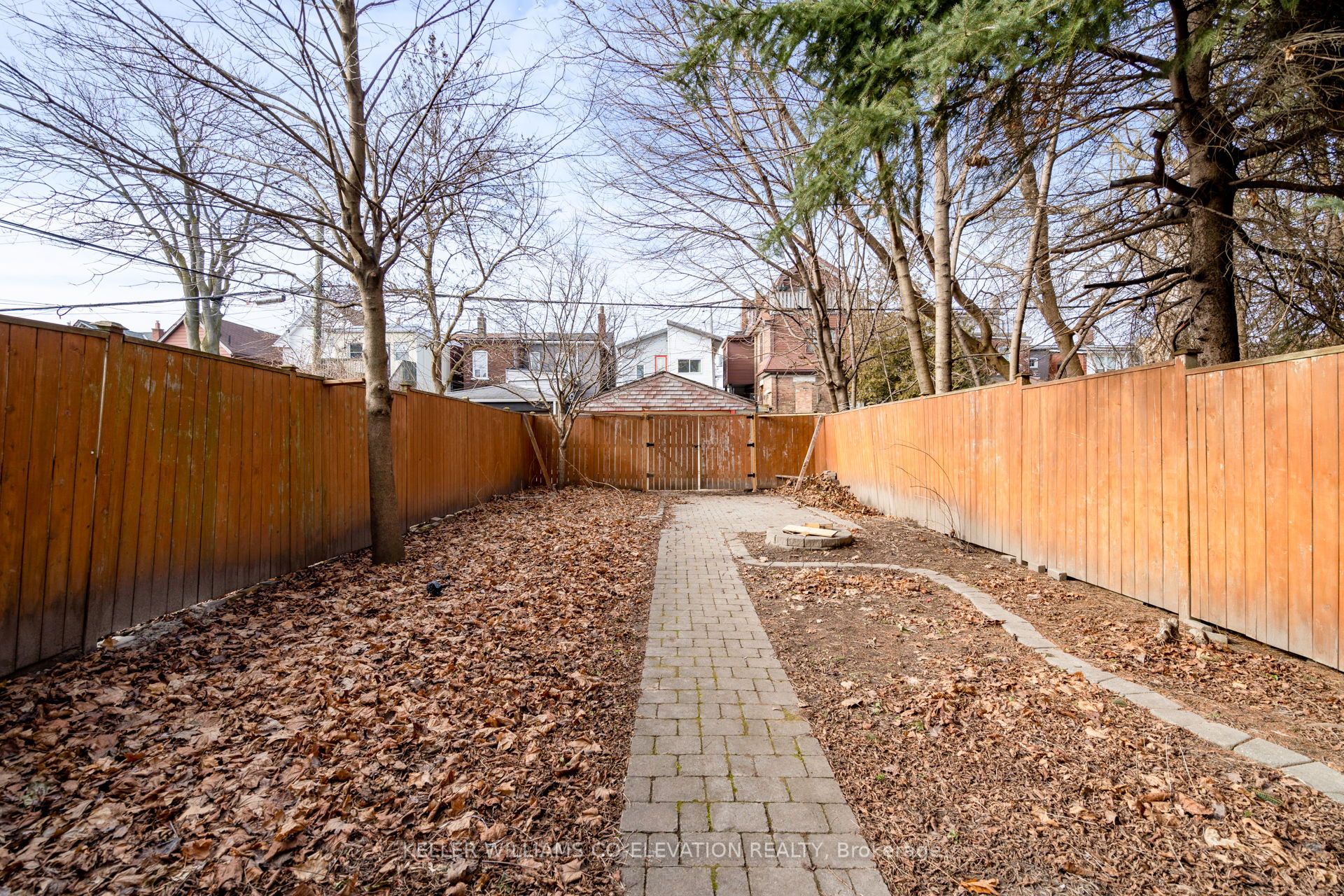 88 Redwood Avenue