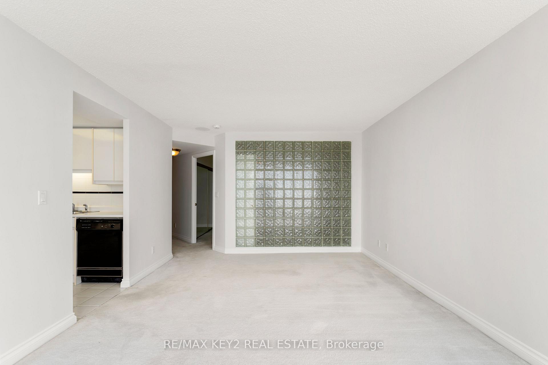 1 Bedroom Condo at 1 Palace Pier, Toronto For sale