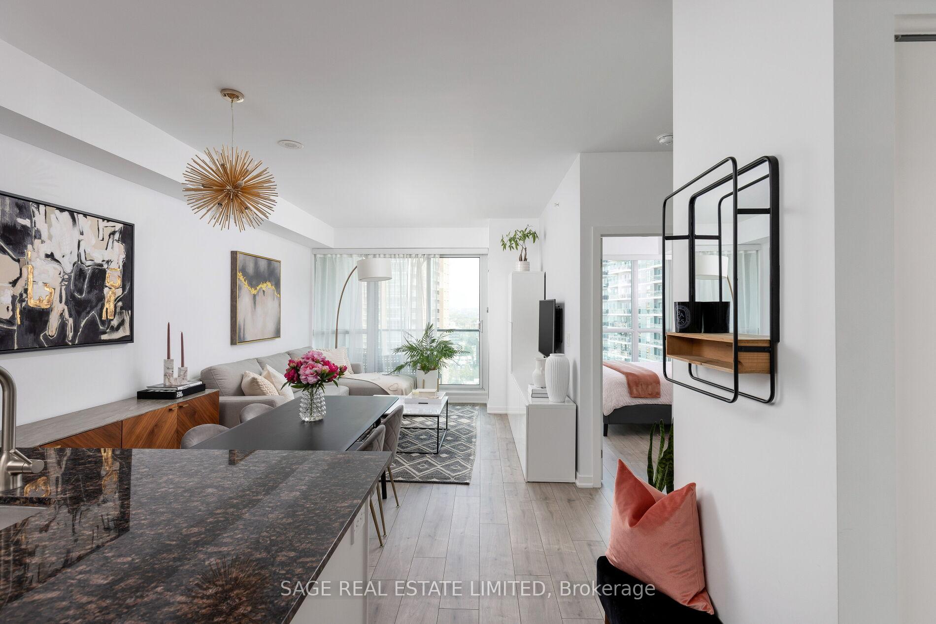 2 Bedrooms Condo at 150 East Liberty, Toronto For sale