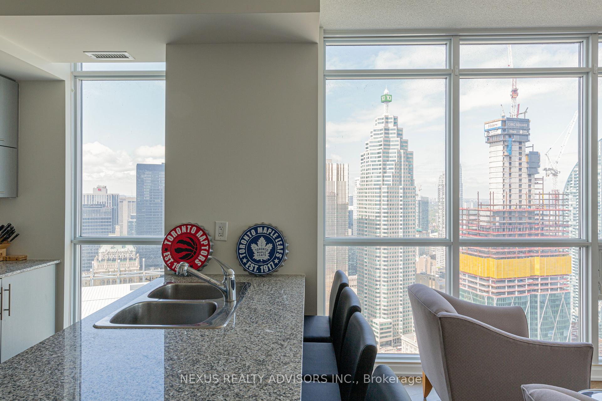 2 Bedrooms Condo at 65 Bremner, Toronto For sale