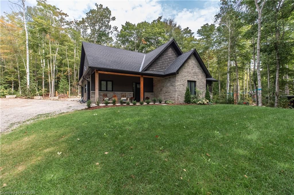 399 MALLORY BEACH ROAD N/A South Bruce Peninsula Ontario N0H 2T0