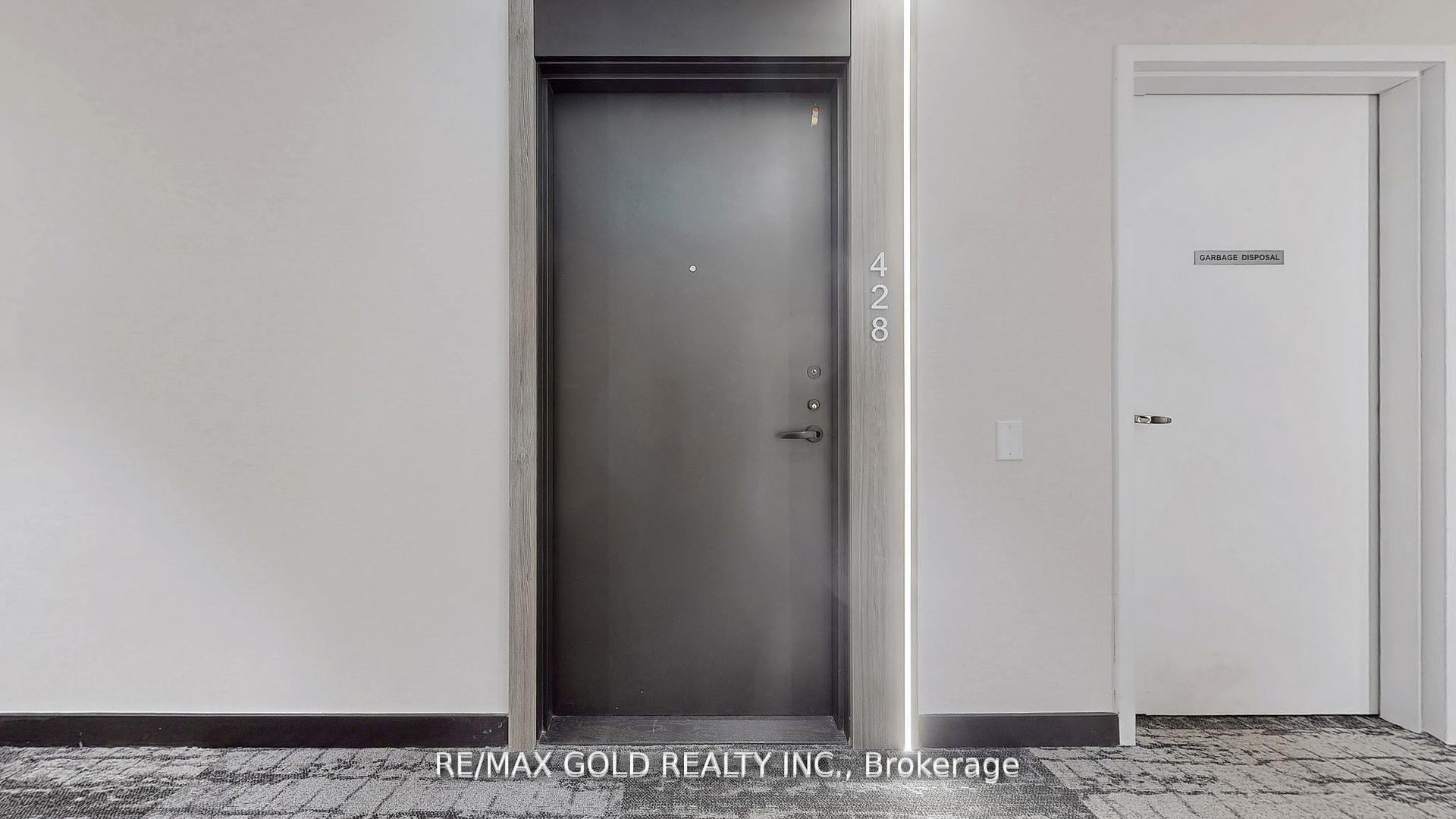 1 Bedroom Condo at 220 Missinnihe, Mississauga For sale